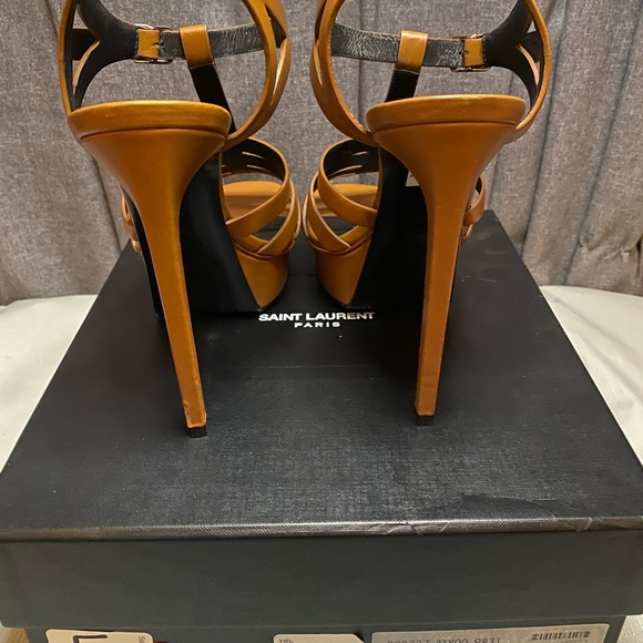 Saint Laurent caramel strappy platform heels - Picture 5 of 9